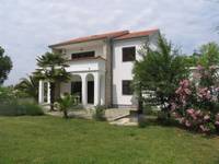 Apartmani LARA